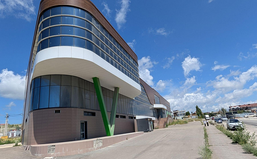 Продам торговый центр, 6 000 м² фото