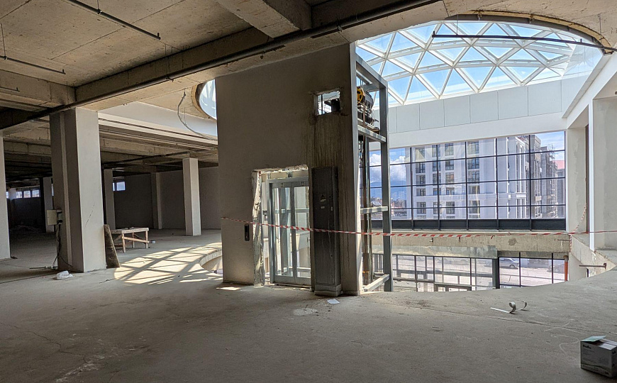 Продам торговый центр, 6 000 м² фото