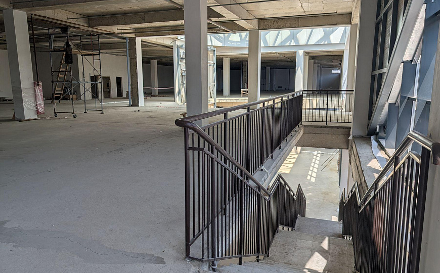 Продам торговый центр, 6 000 м² фото