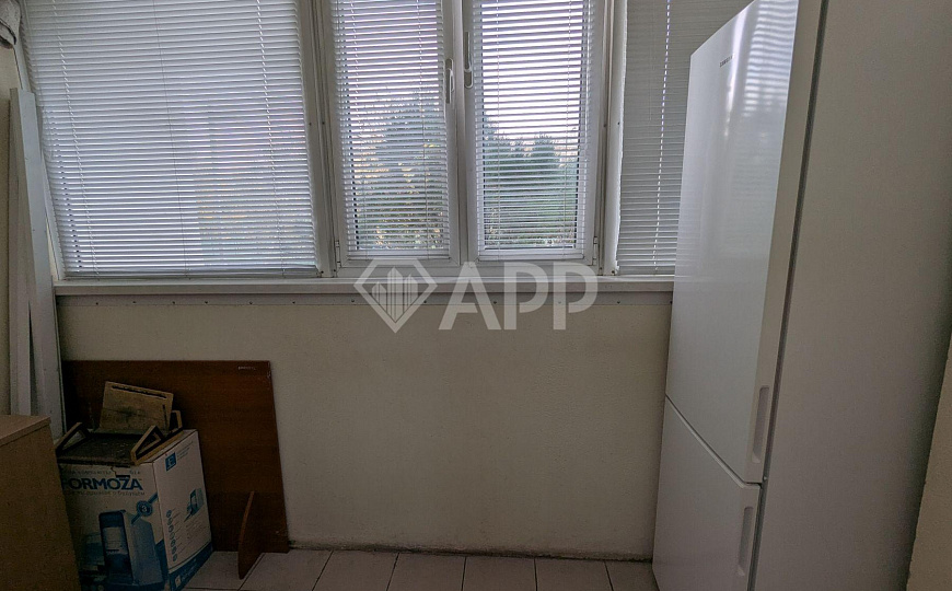 Сдаю офисное помещение с ремонтом в центре, от 150 м² фото