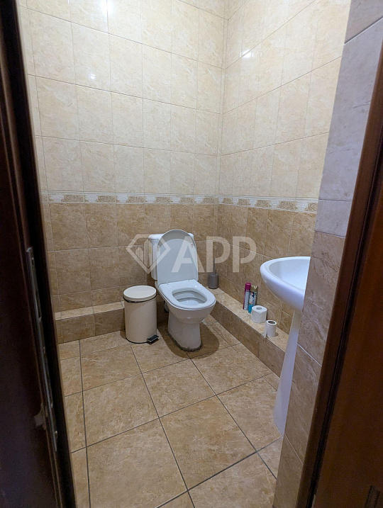 Сдаю офисное помещение с ремонтом в центре, от 150 м² фото