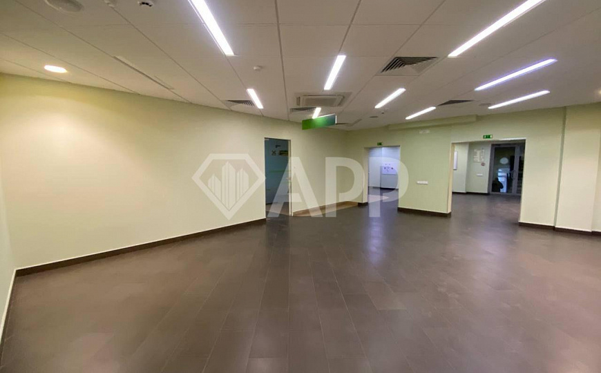 Сдаю офисное помещение 707,6м² в удобной локации фото