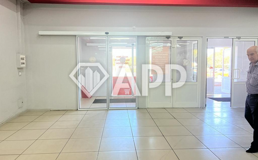 Сдам помещение свободного назначения, 446 м² до 2000 м²  фото