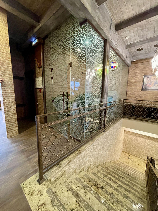 Отдельно стоящее здание, 1500 м² фото