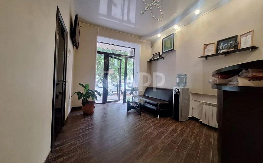 Сдам офисное помещение, 35 м² фото