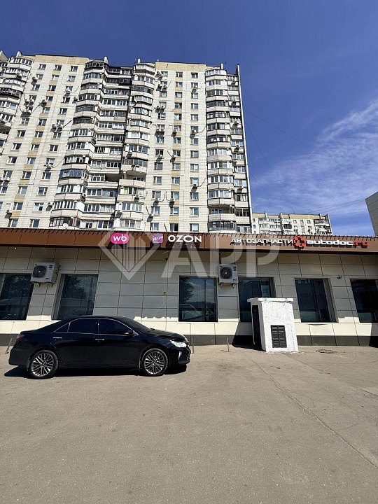 Сдам торговое помещение, 90 м² фото
