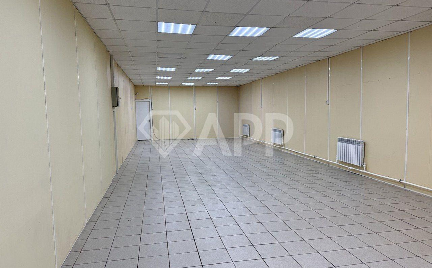 Сдам торговое помещение, 90 м² фото