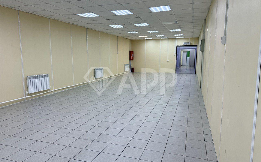 Сдам торговое помещение, 90 м² фото