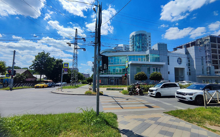 Сдаю помещение свободного назначения, 574 м² в центре фото