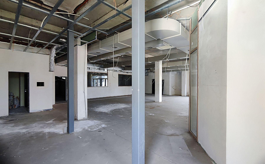 Сдаю помещение свободного назначения, 574 м² в центре фото