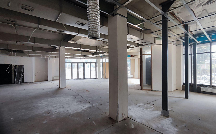 Сдаю помещение свободного назначения, 574 м² в центре фото