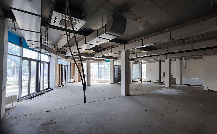Сдаю помещение свободного назначения, 574 м² в центре фото