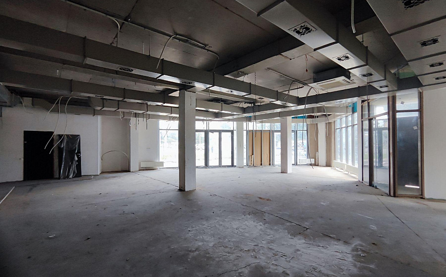 Сдаю помещение свободного назначения, 574 м² в центре фото