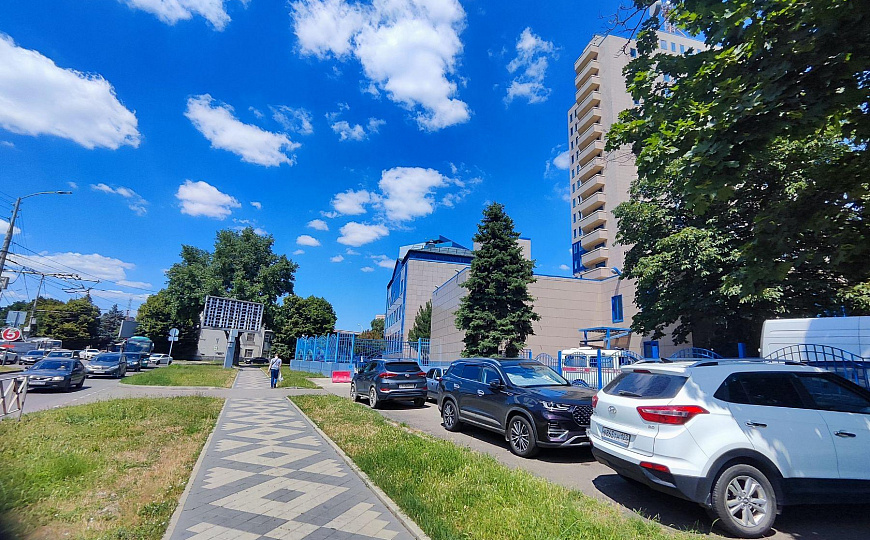 Сдаю помещение свободного назначения, 574 м² в центре фото