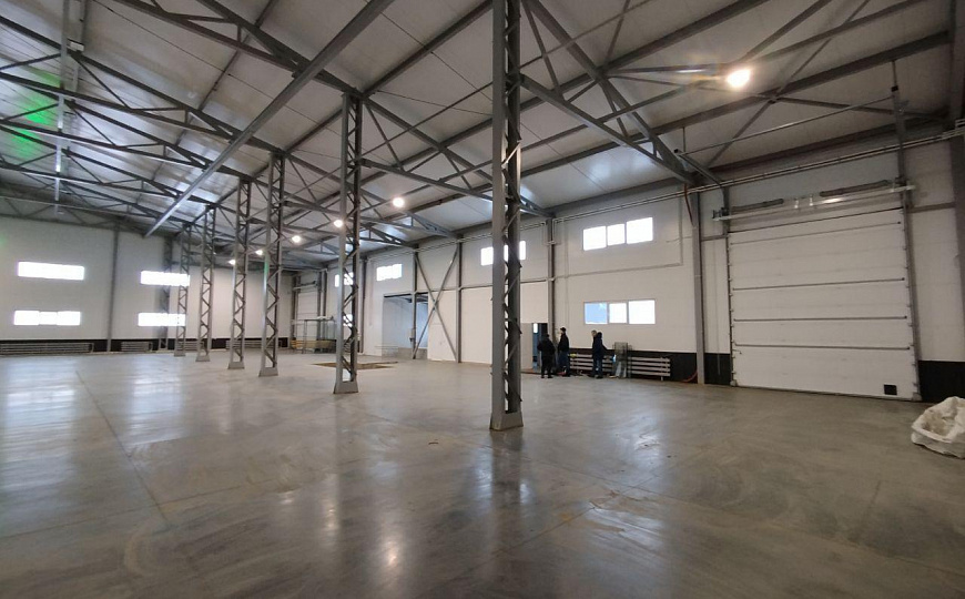 Сдается производственно-складское помещение 1500м² фото