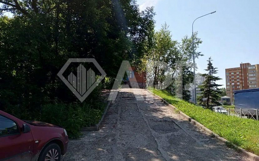 Продам здание в центре фото