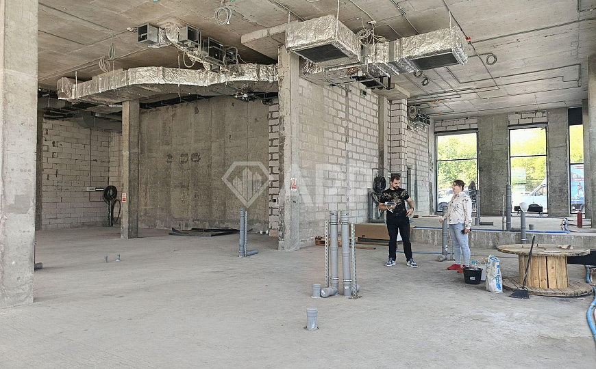 Сдам отдельно стоящее здание, 687 м² фото