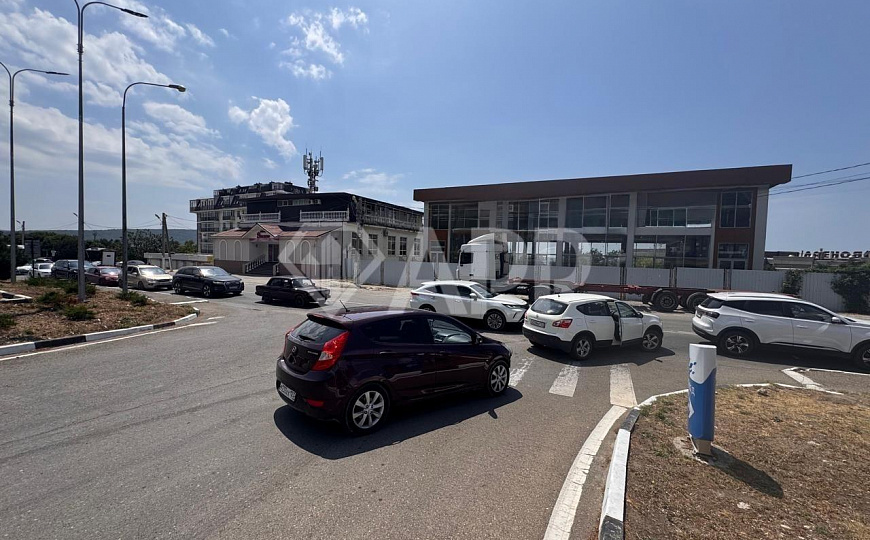 Сдаю здание от 545 до 1625 м² магазин офис услуги авто салон фото