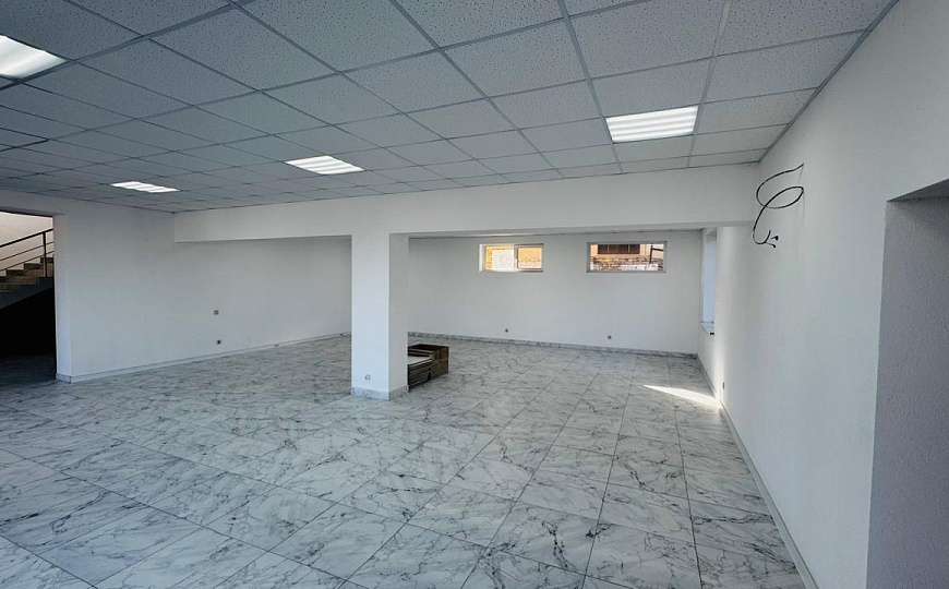 Здание под офис, магазин, салон, кафе 299,9 м² фото