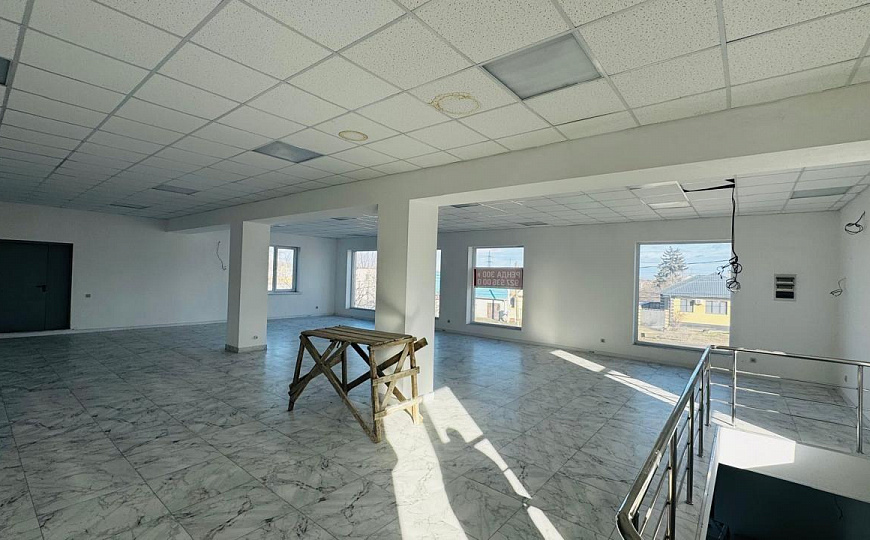 Здание под офис, магазин, салон, кафе 299,9 м² фото