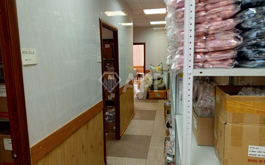 Продается отдельно стоящее здание 370 м² на участке 5соток, хостел-гостиница, магазин и др. фото