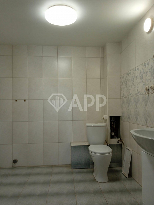 Сдаю помещение свободного назначения, 58 м², с ремонтом  фото