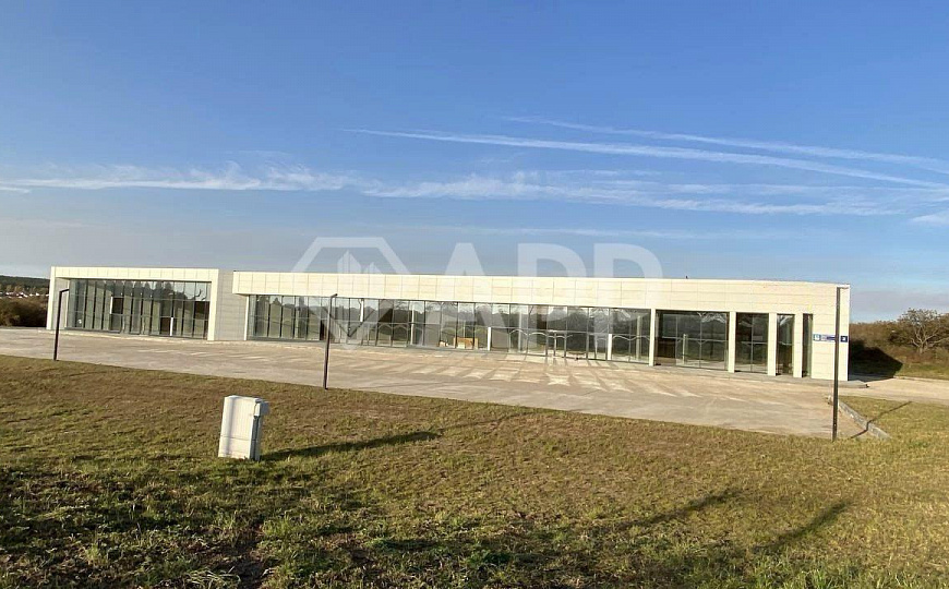 Продам отдельно стоящее здание, 2 300 м² фото