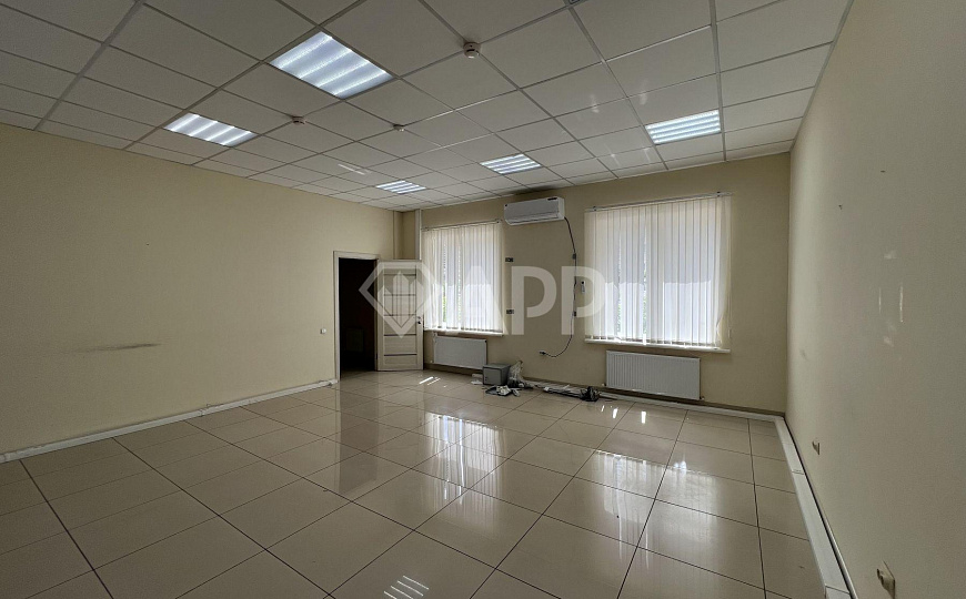 Сдаю офис с ремонтом на 1 линии в современном БЦ, от 43 м² фото