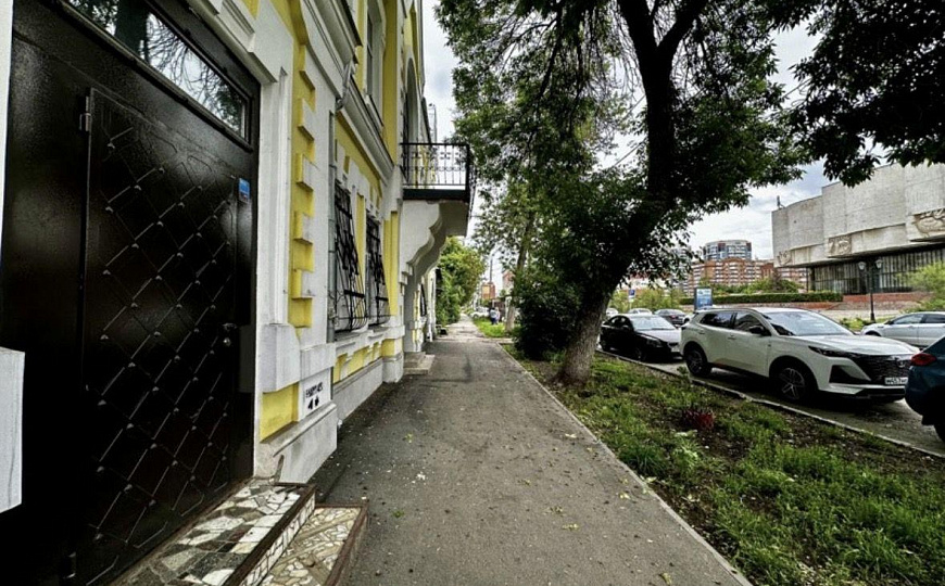 Аренда офиса 200 м2 на 1 линии ул.Садовой фото