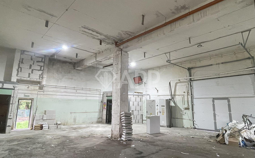 Сдам отдельно стоящее здание, 289 м² фото