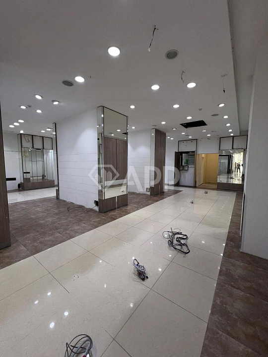 Сдам помещение свободного назначения, 240 м² фото