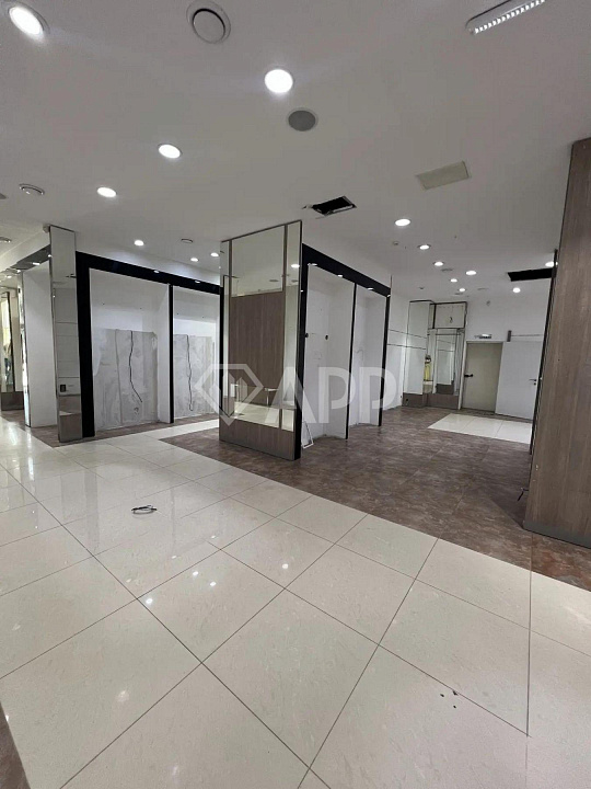 Сдам помещение свободного назначения, 240 м² фото