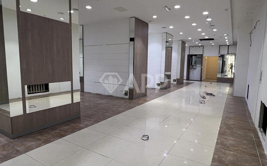 Сдам помещение свободного назначения, 240 м² фото