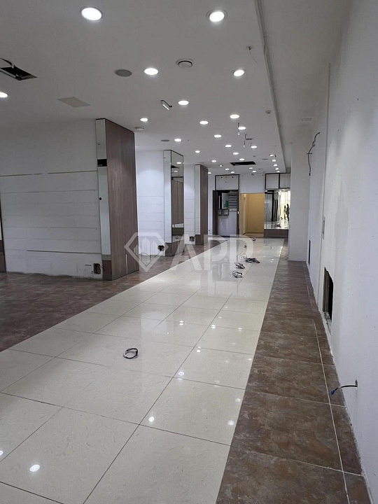 Сдам помещение свободного назначения, 240 м² фото