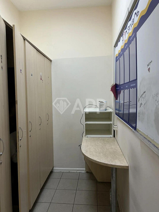 Сдам помещение свободного назначения, 240 м² фото