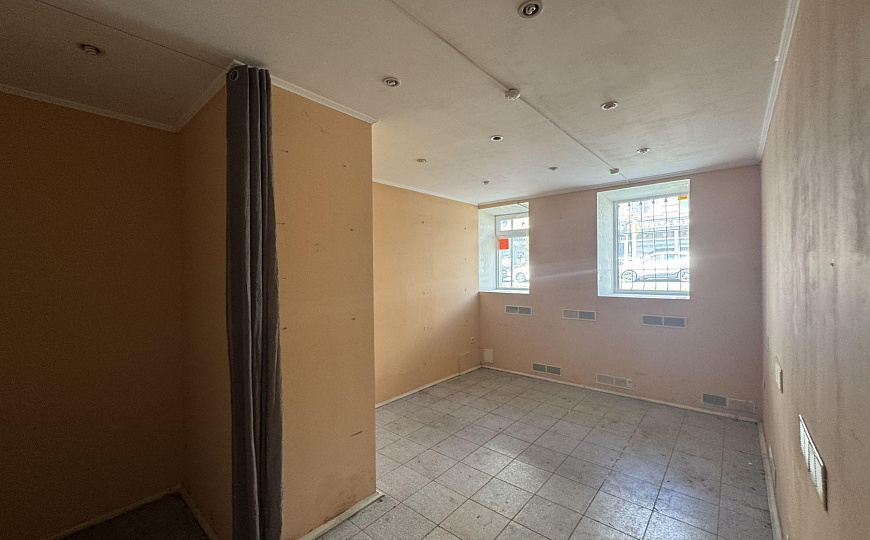Торговое помещение. Центр. 80м². Трафик. фото