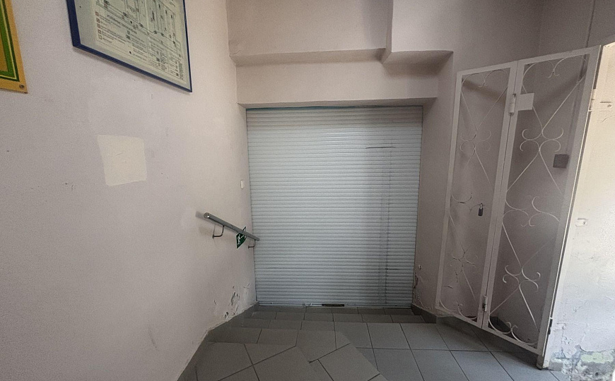 Универсальное помещение 267,6 м² в центре г. Новокуйбышевска на ул. Миронова фото