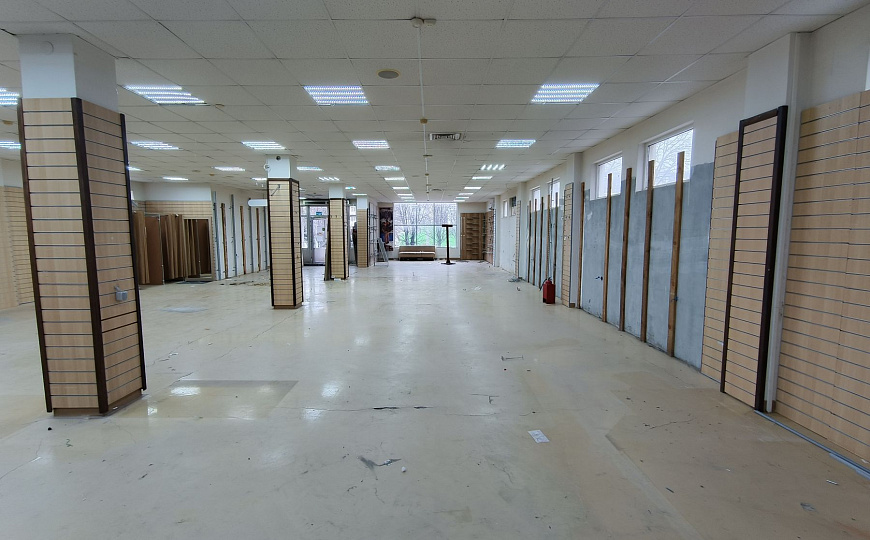 Сдаю здание 1 линия с ремонтом на трафике, 256 м² фото