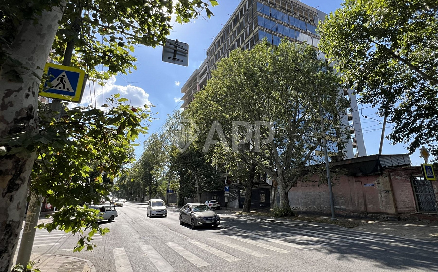 Продаю видовой офис с ремонтом в БЦ Консул, 38 м² фото