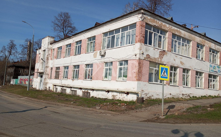 Офисы в центре на набережной от 10 до 50 м² фото