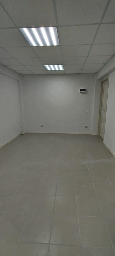 Помещение с ремонтом под офис, услуги, мед.центр,80 м² фото