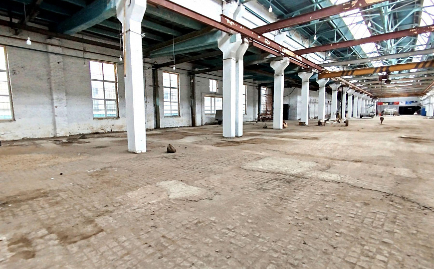 База 7 500 м² фото