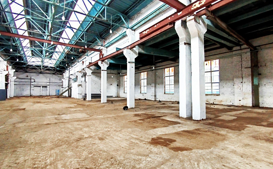 База 7 500 м² фото