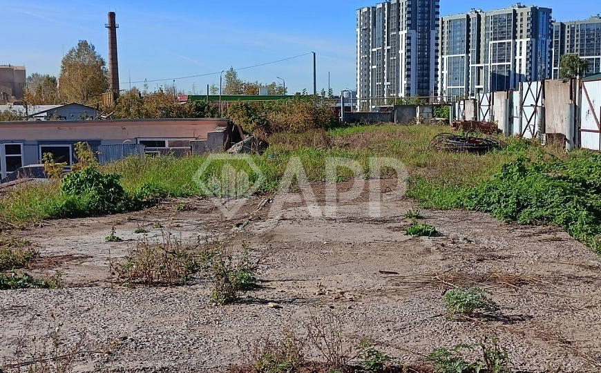 Сдам земельный участок, 556 м² фото