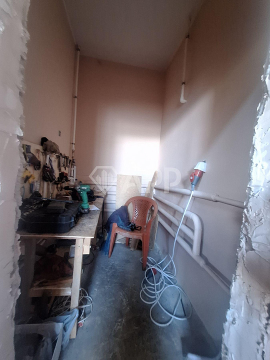 Сдам производственное помещение 211 м² фото