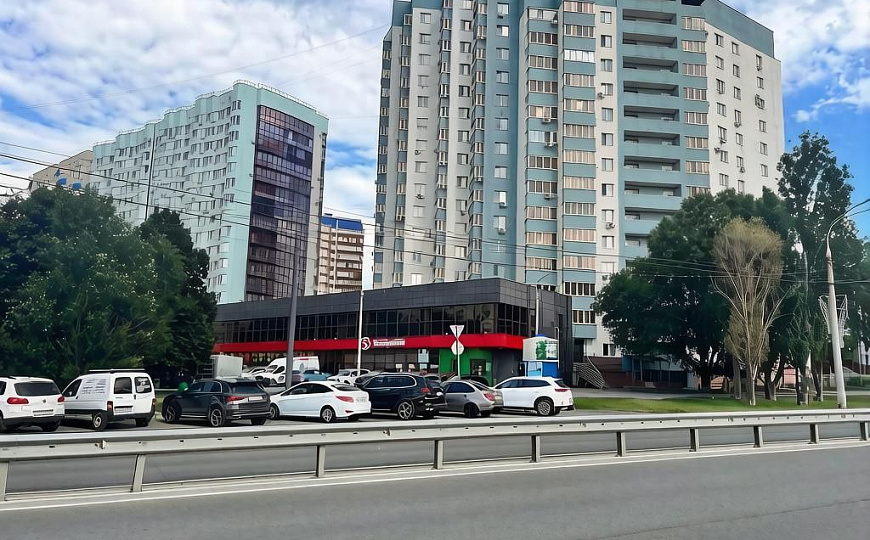 Продам отдельно стоящее здание, 673 м² фото