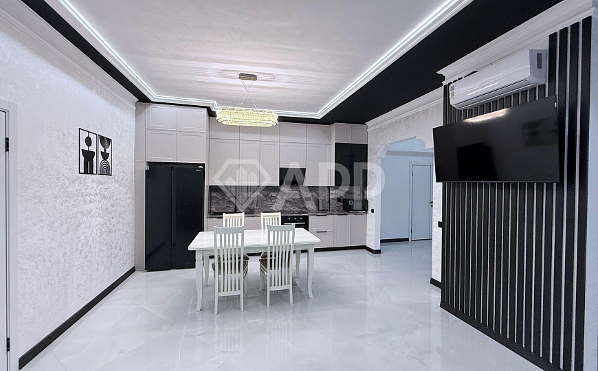 Продам апартаменты, 76.5 м² фото