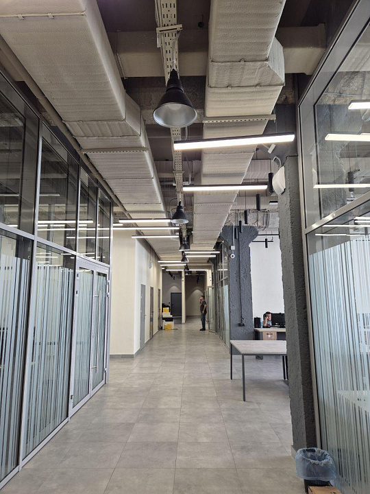 Готовые новые офисы от 200 м² фото