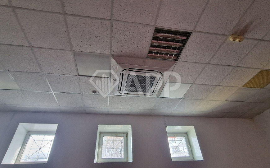 Площадь в ТК/Трафик/Разгрузка/Жилой массив/10-15м² фото