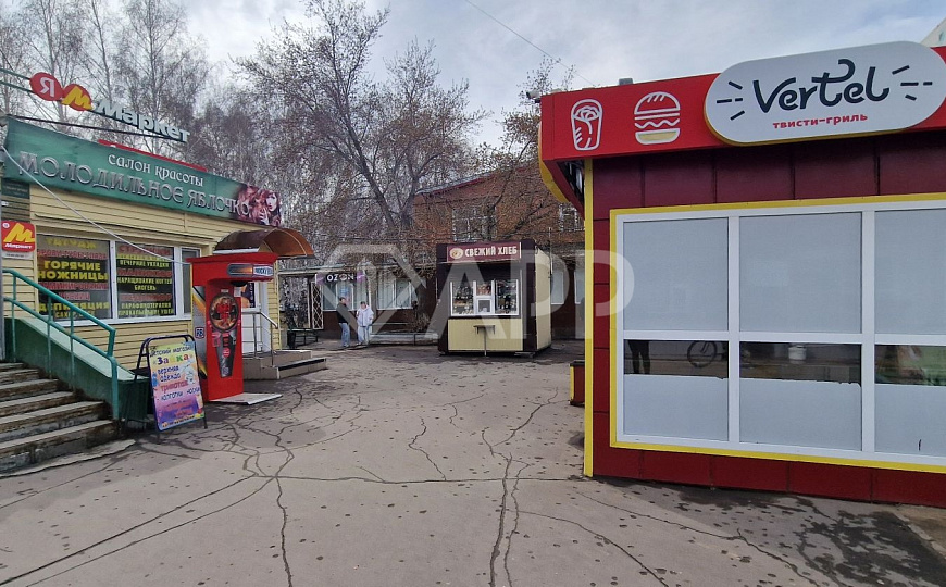 Площадь в ТК/Трафик/Разгрузка/Жилой массив/10-15м² фото